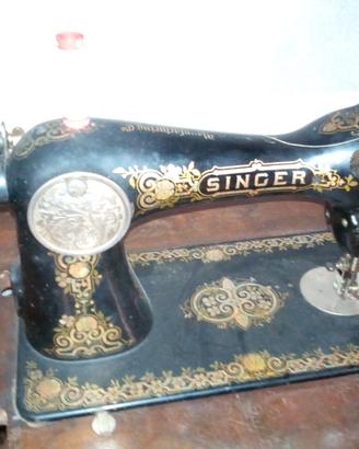 Macchina da cucire Singer 