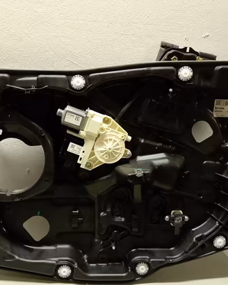 Motorino alzavetro anteriore dx fiat 500x