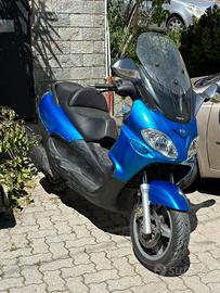 Piaggio x9 evolution 200