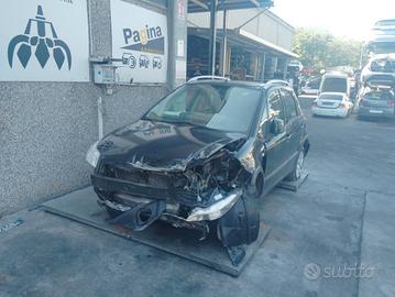 FIAT SEDICI 1.9 TD 2007 D19AA  PER RICAMBI