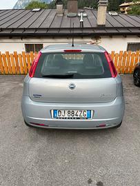 Grande punto 2008 1.2 benzina e GPL