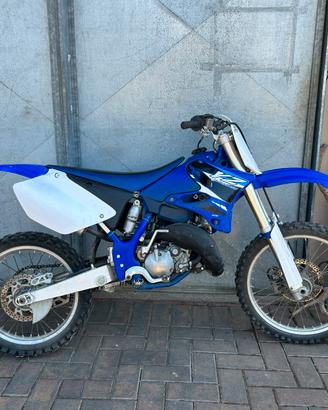Yz 125 cross