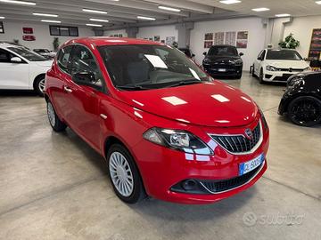 Lancia Ypsilon 1.0 FireFly 5 porte S&S Hybrid Ecoc