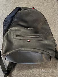ZAINO PELLE NERO TOMMY HILFIGER