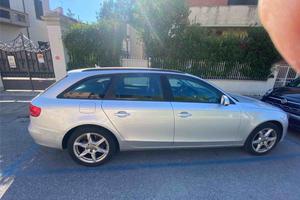 AUDI A4 4ª serie - 2010