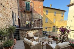 Casa indipendente di 120 m² con 4 locali a Laterin