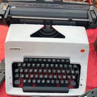 macchina da scrivere Olympia originale