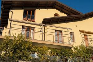 Boissano si propone ampio appartamento con vista m