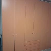 Armadio a 6 ante e comò