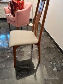 Nr.6 sedie in legno color noce chiaro