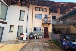 CASA DI CORTE A GIAVENO