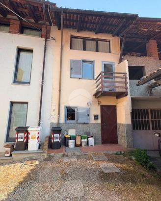 CASA DI CORTE A GIAVENO