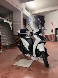 Honda SH 150i Sporty 2025 - 5.700km