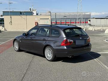 BMW 320d Touring Eletta 177cv - Catena fatta