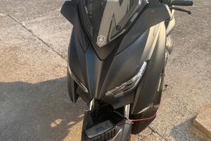 Yamaha X-Max Iron Max 