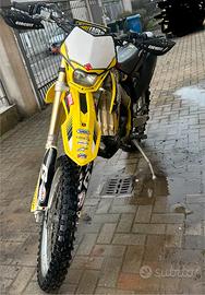Suzuki rmz 250 targato
