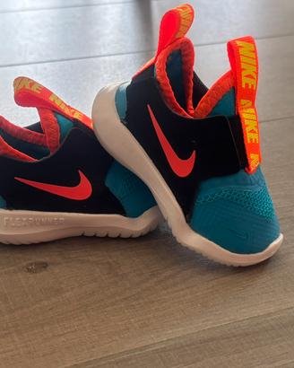 Nike Flex Runner EUR 17