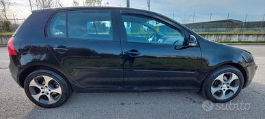 GOLF 1,9 TURBODIESEL 105 CV X NEOPATENTATI COMFORT