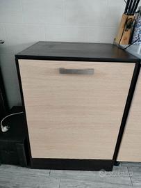 Frigo Indesit da incasso con mobiletto 