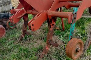 Ripuntatore agricolo