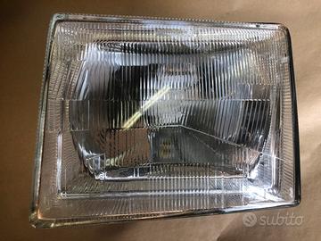 Faro anteriore sinistro fiat Uno 1* serie nuovo