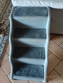 scaletta per cani