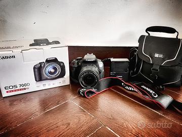 Canon eos 700d