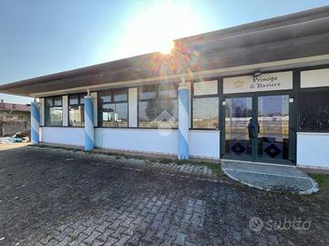 NEGOZIO A ROSSANO VENETO