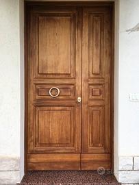 Portone in noce massello