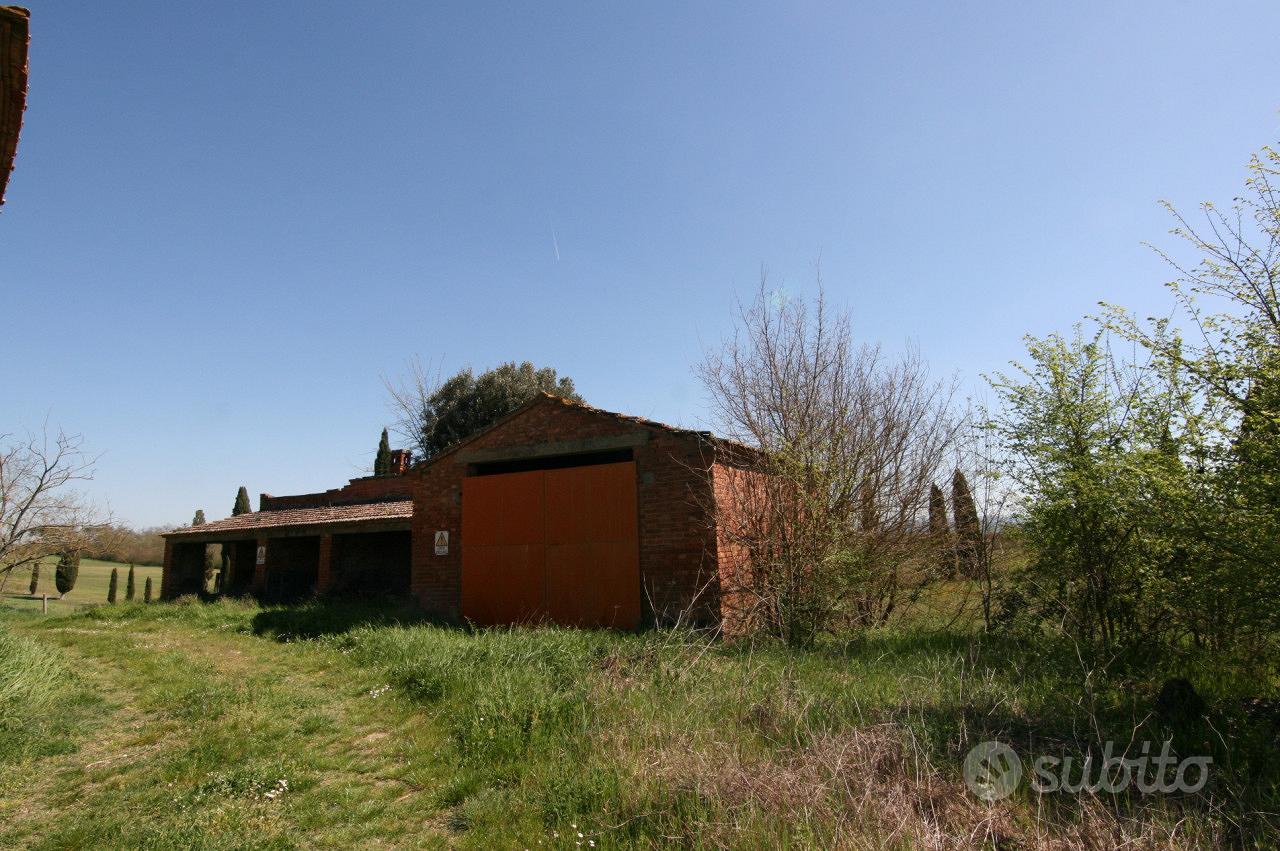 CL 101 Antico Casale Panoramico da Ristrutturare a - Vista 2