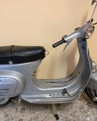 VESPA 50 L