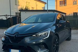 Renault clio , 101cv