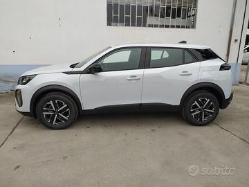 Peugeot 2008 100 Style NAVIGAT Zero Interessi