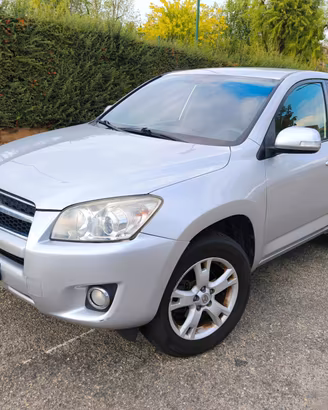 Toyota RAV 4 RAV4 2.2 D-4D 150 CV DPF Luxury