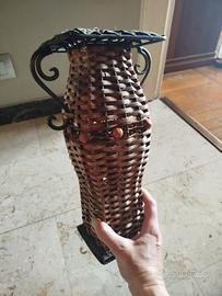 vaso in ferro battuto 