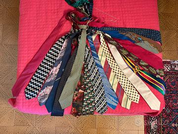 Collezione cravatte vintage uomo
