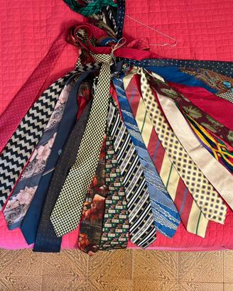 Collezione cravatte vintage uomo