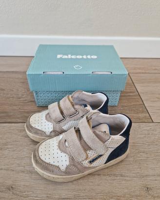 scarpe prima infanzia