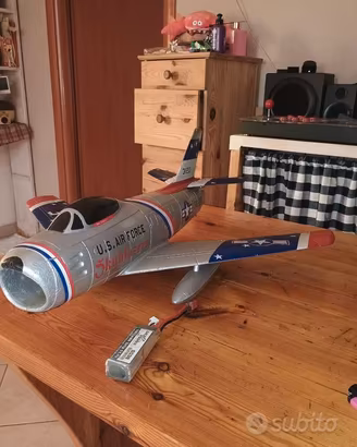 Aereo rc jet F-86 Sabre ventola intubata