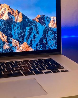 💻 MacBook Pro 15” (Mid 2015) – i7, 16GB RAM, 500G