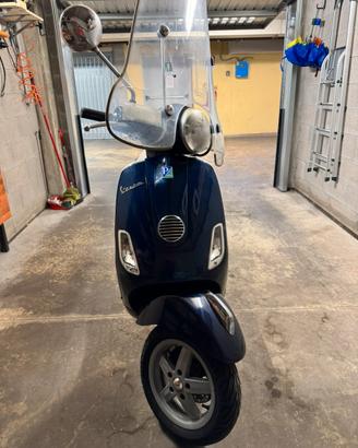 Vespa lx 150