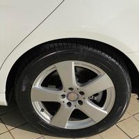 Cerchi in lega Mercedes 17” con gomme e sensori