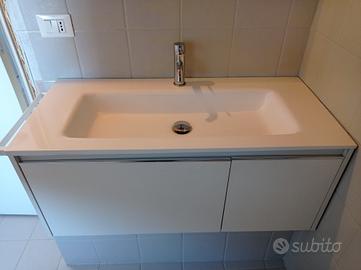 Mobile bagno con lavabo integrato+ specchio
