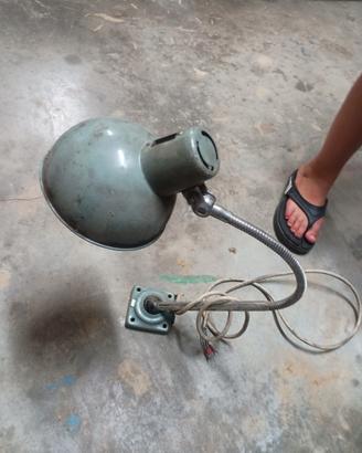 lampada vintage da officina 
