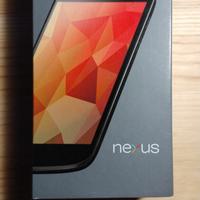 LG Nexus 4 16 GB scatola originale + Quadbeat 2