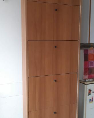 Mobiletto portascarpe