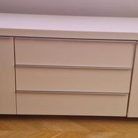 mobile TV Ikea bianco