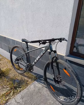 mountain bike  TREK Marlin 5 XL