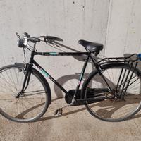 bici da uomo marca Bianchi modello Touring 