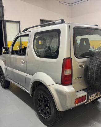 Suzuki Jimny 1.3i 16V cat 4WD JLX Special07/2002